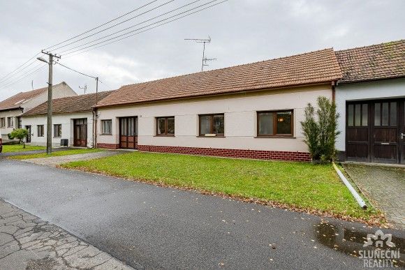 Rodinné domy, Hradčovice, 687 33