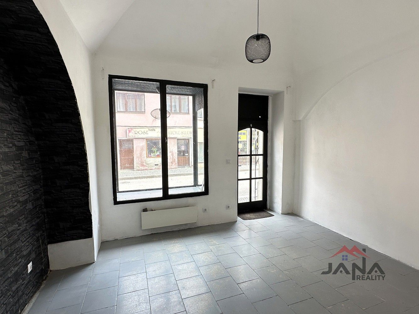 Pronájem obchodní prostory - Turnov, okres Semily, Liberecký kraj, 22 m² - 1