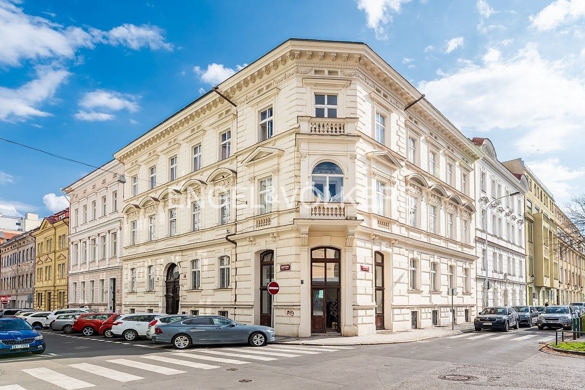 Obchodní prostory, Zubatého 470, Praha Smíchov, 127 m² - 1