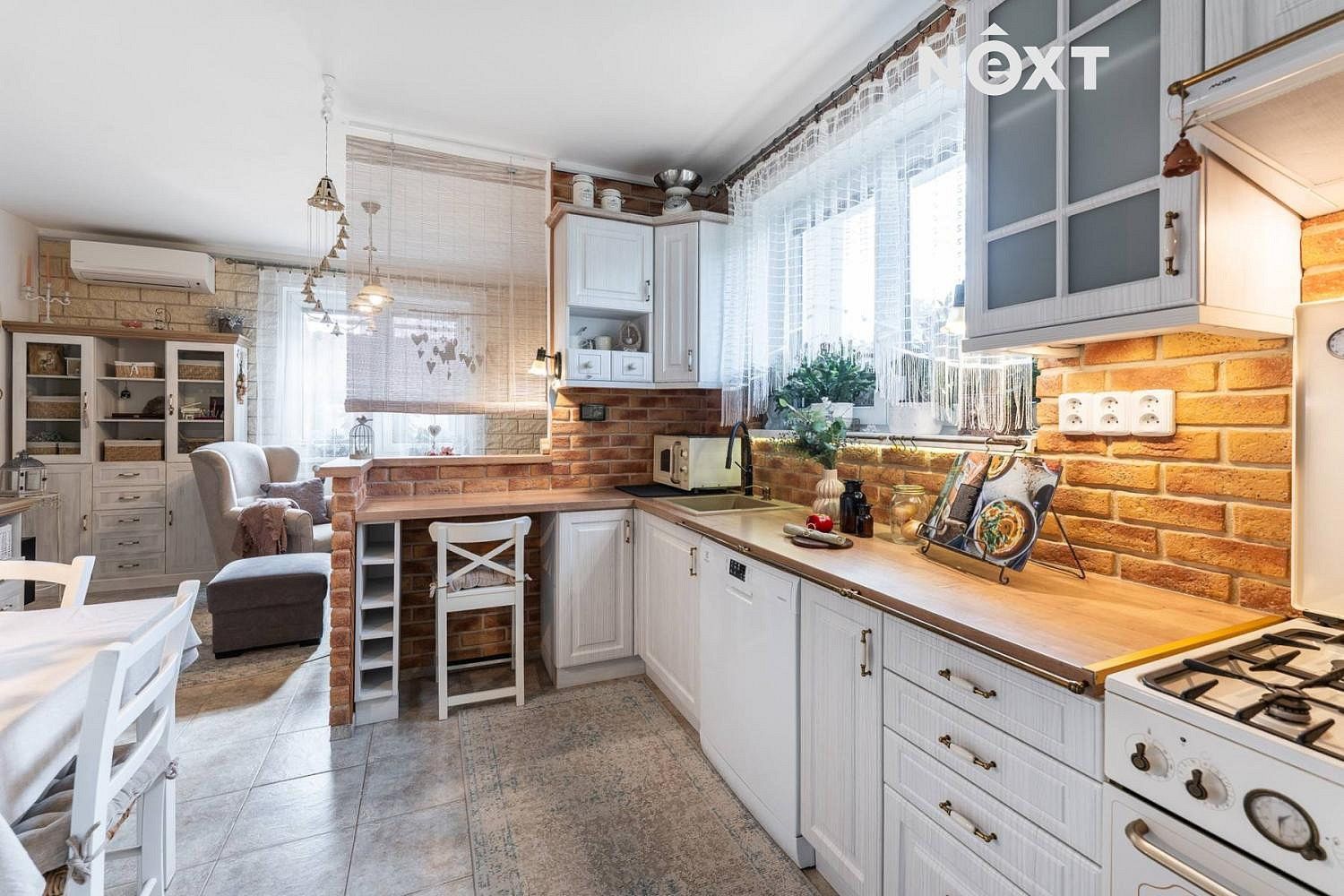 Rodinné domy, Pod hrází, Mukařov, okres Praha-východ, 180 m² - 2