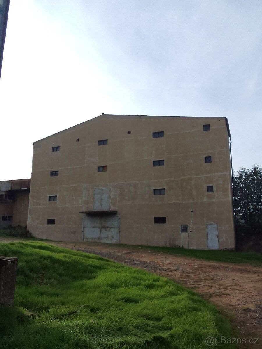 Sklady, Domoušice, 439 68