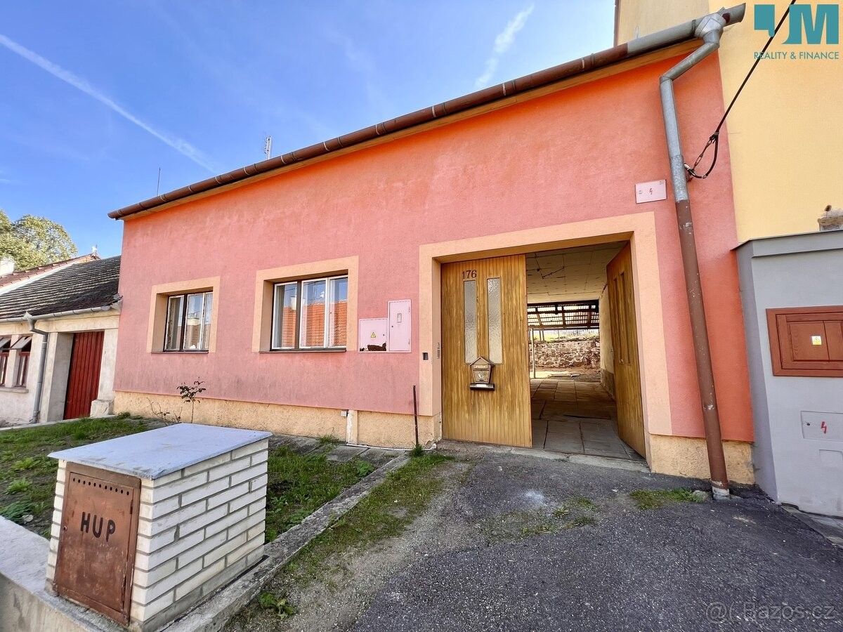 Prodej dům - Vladislav, 675 01, 190 m²