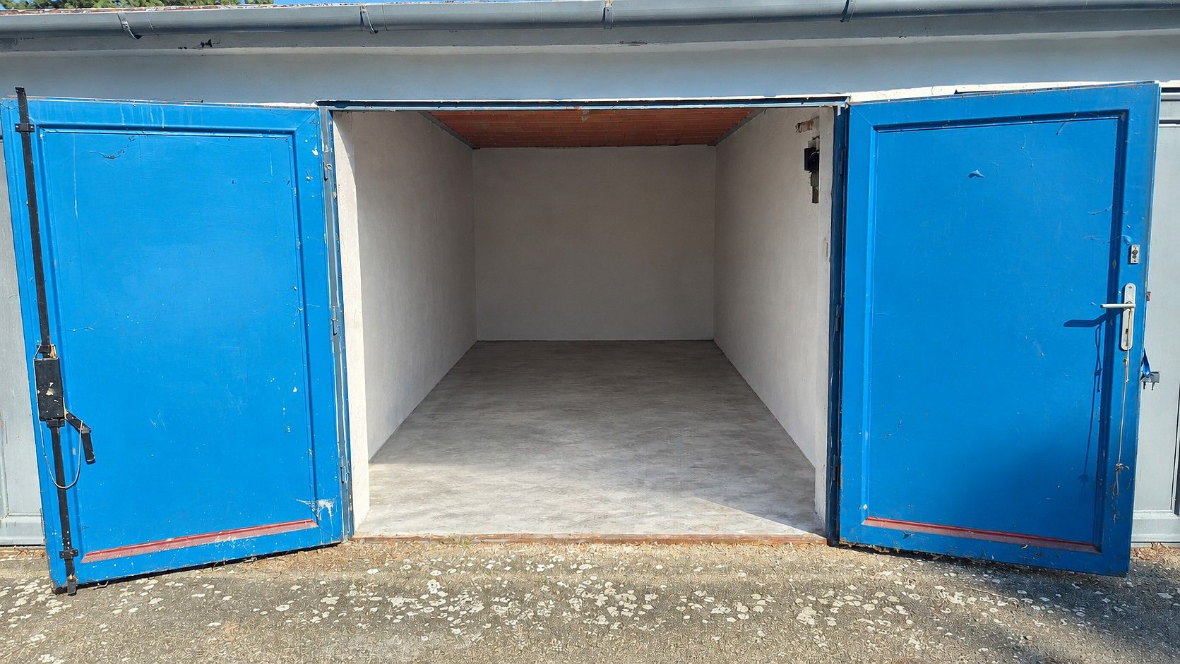 Garáž, 18 m²