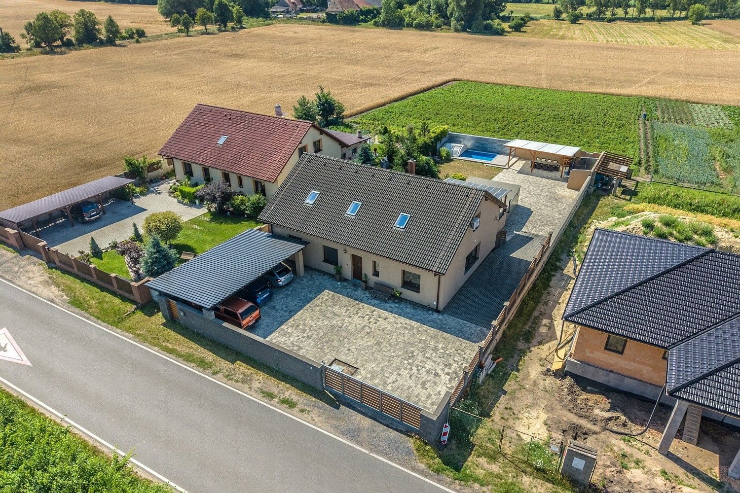 Rodinné domy, Velký Borek, okres Mělník, Středočeský kraj, 174 m² - 1