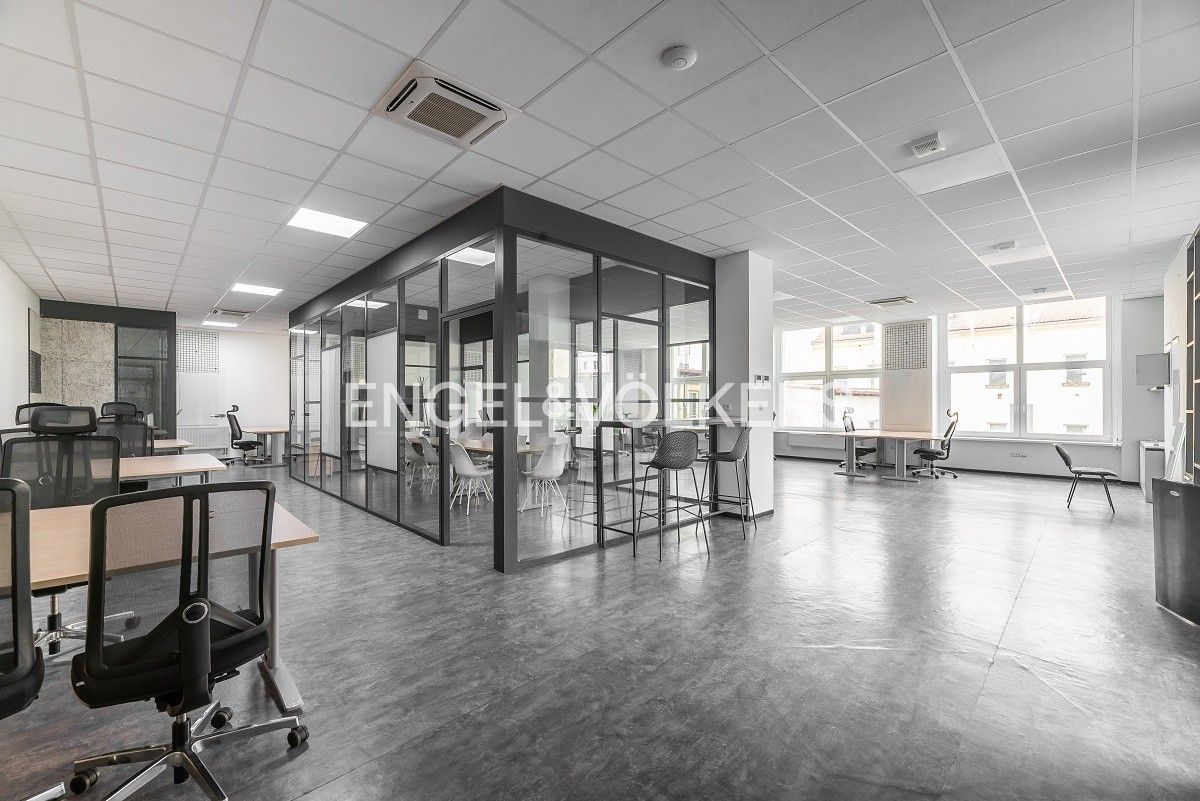 Pronájem činžovní dům - Novákových, Praha, 957 m²