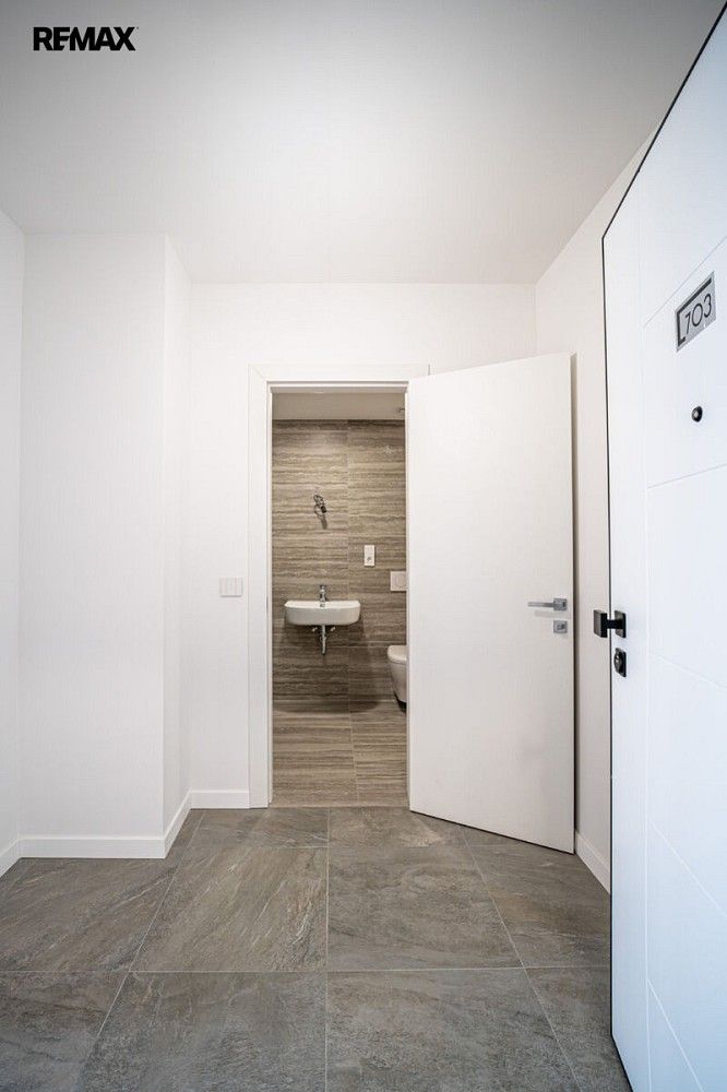 Prodej byt 2+kk - Praha - Vysočany, okres Praha 9, Hlavní město Praha, 57 m² - 5