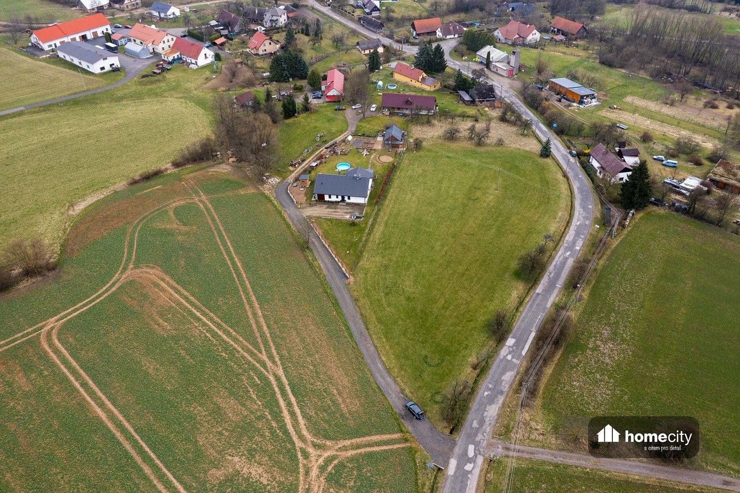 Pozemek pro bydlení, 5 228 m²