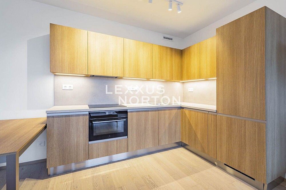 Pronájem byt 1+kk - Šiklové, Praha 5 - Smíchov, 38 m² - 2