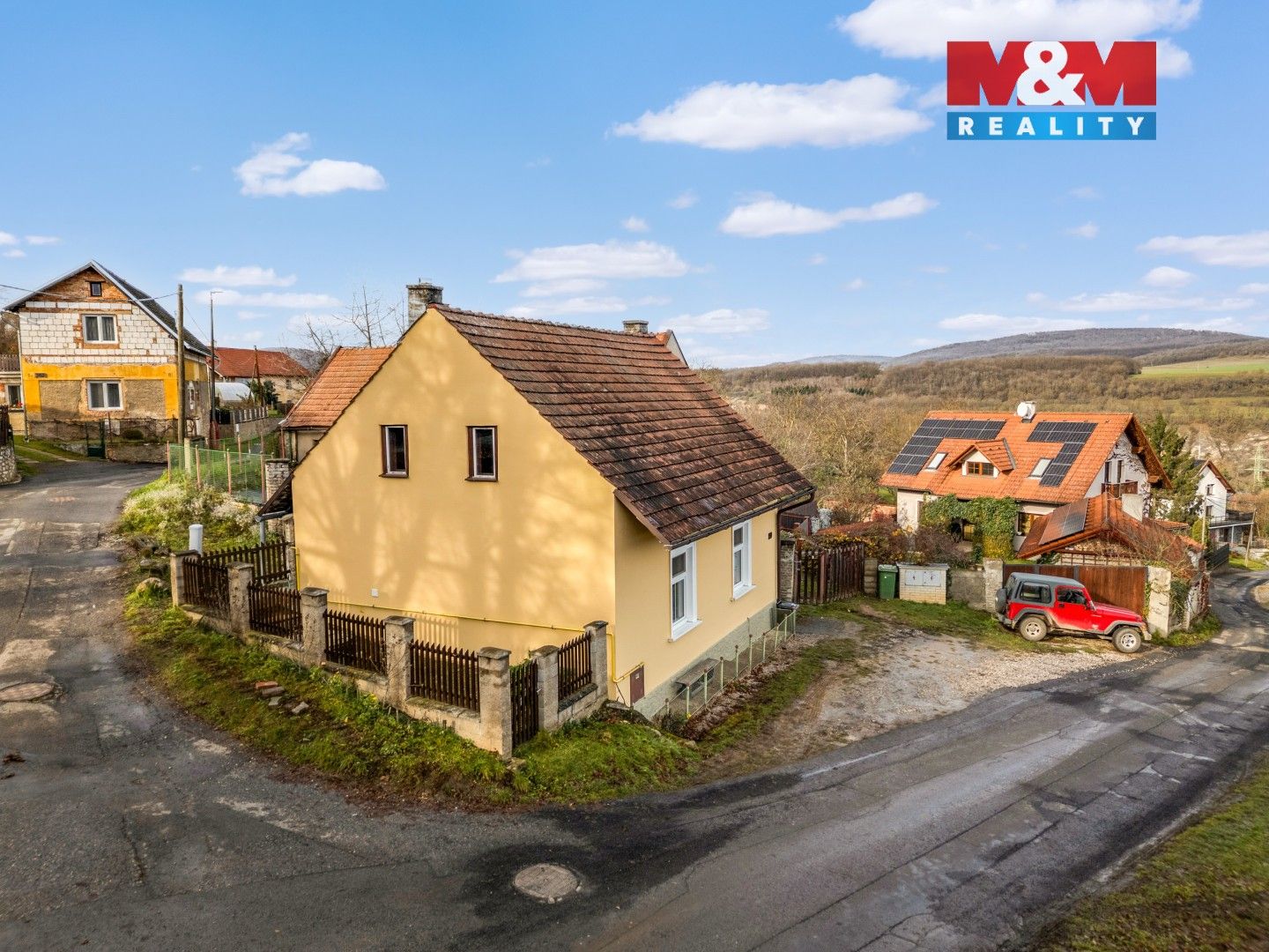 Prodej rodinný dům - Karlštejn, 61 m²