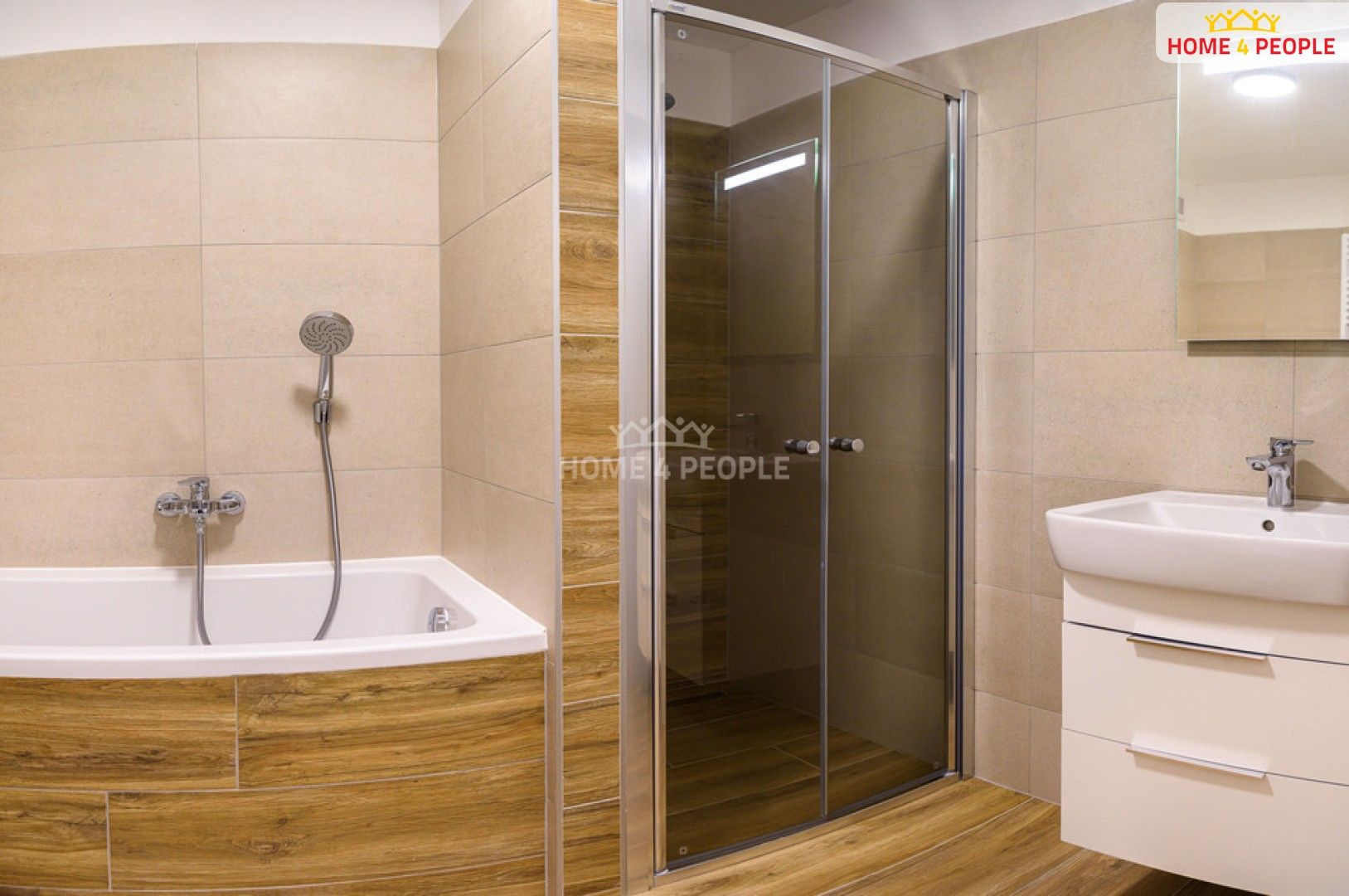 Prodej byt 3+kk - Všemina, 80 m²