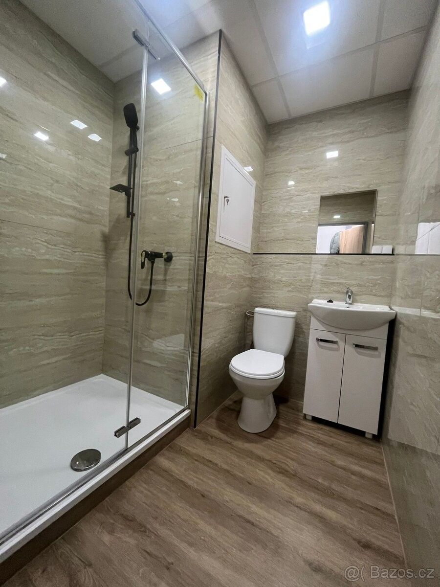 Pronájem byt - Jirkov, 431 11