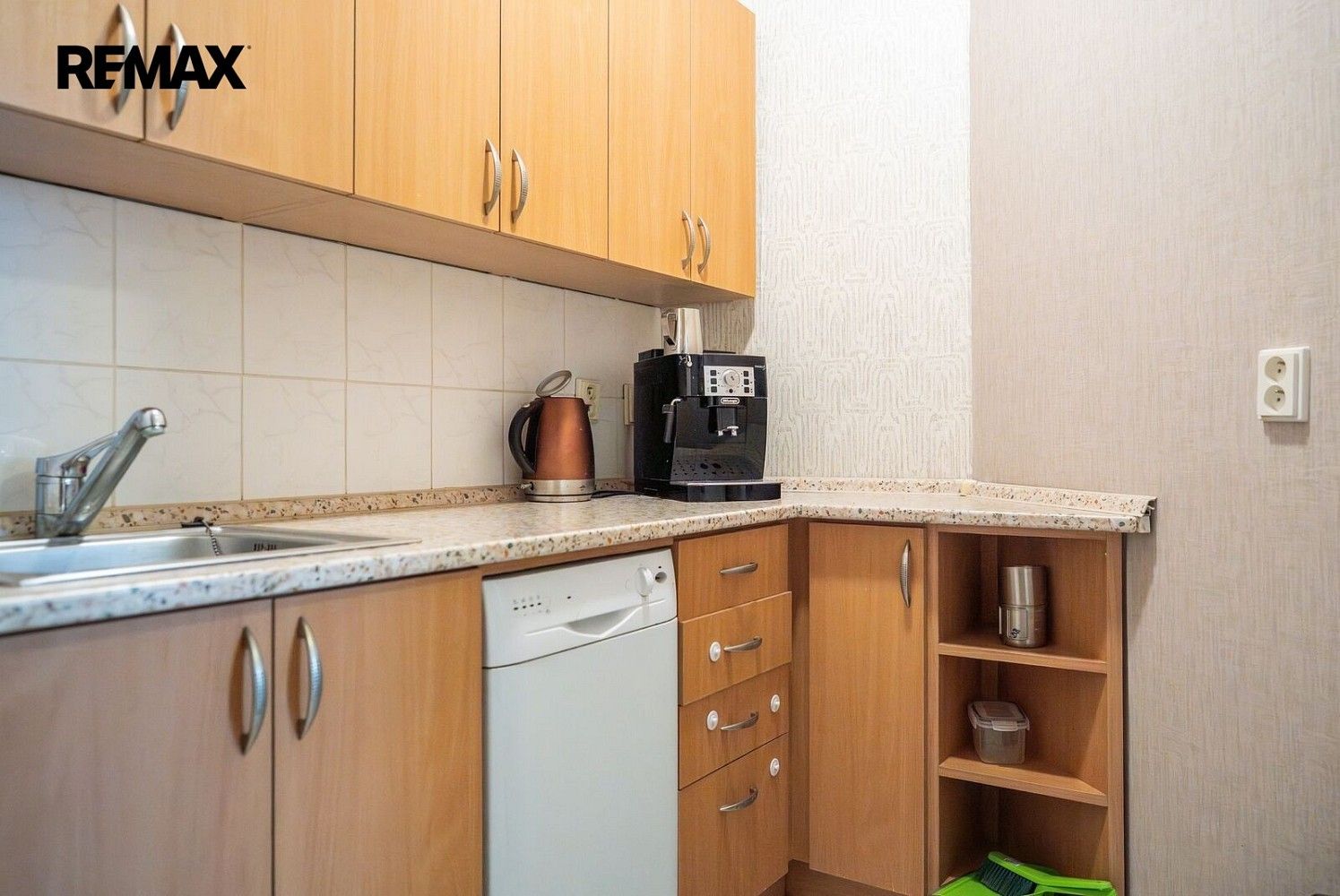 2+kk, Hradec Králové - Kukleny, Královéhradecký kraj, 68 m² - 2