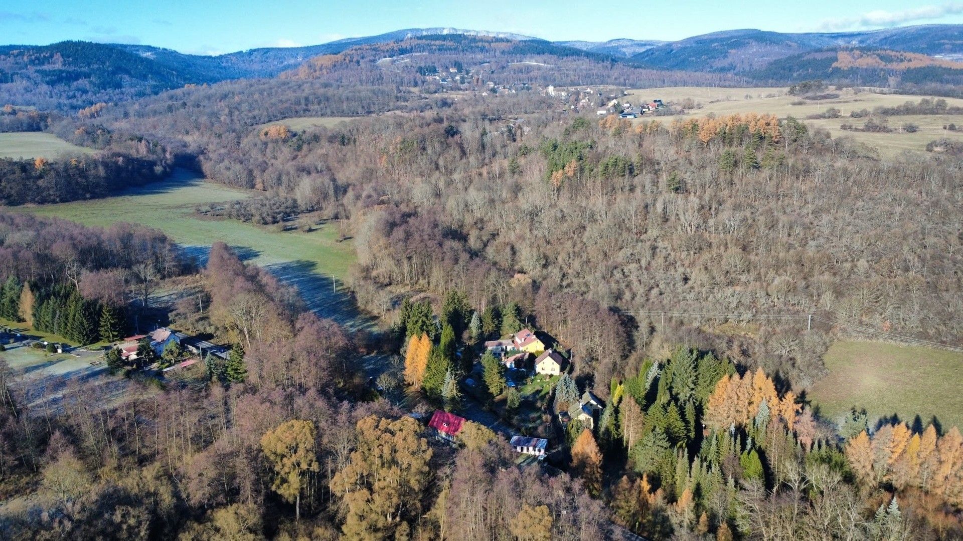 Pozemky pro bydlení, Damice, Krásný Les