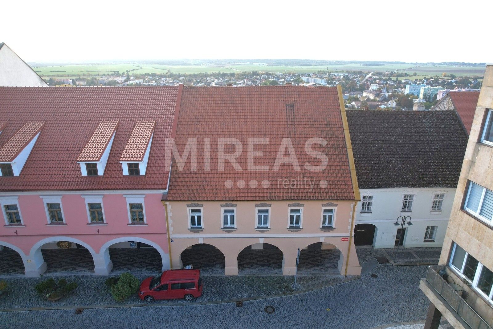 Rodinné domy, Husovo náměstí, Benátky nad Jizerou, 460 m²