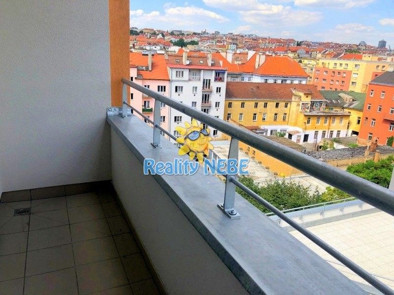Pronájem byt 1+kk - Novgorodská, Praha, 30 m²