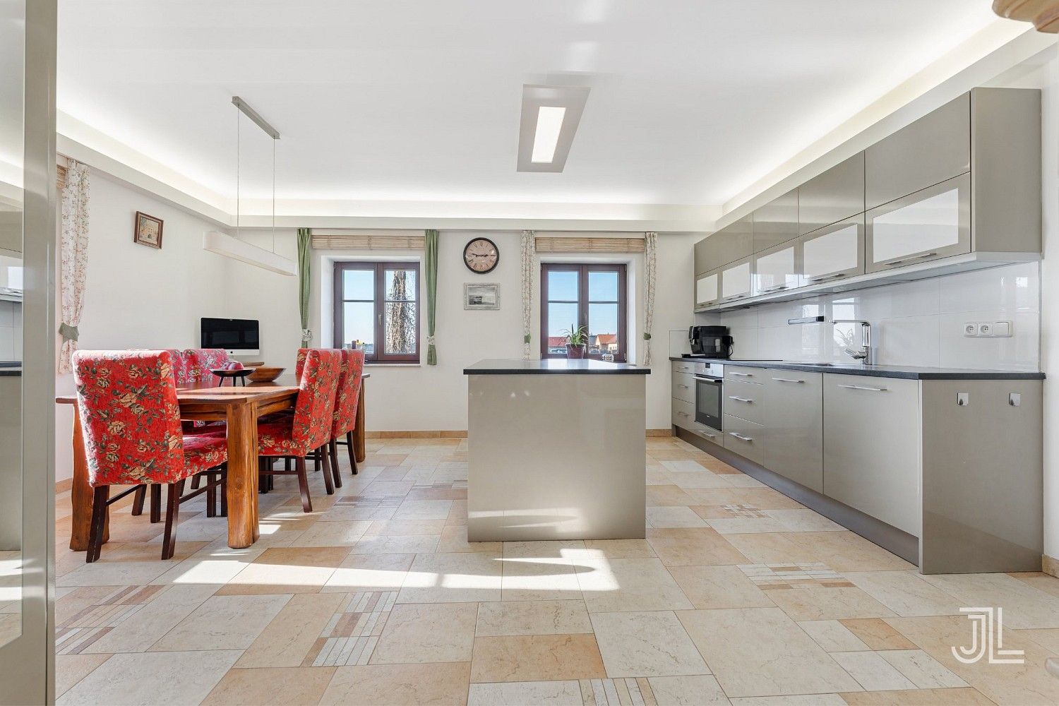 Rodinný dům, 355 m²