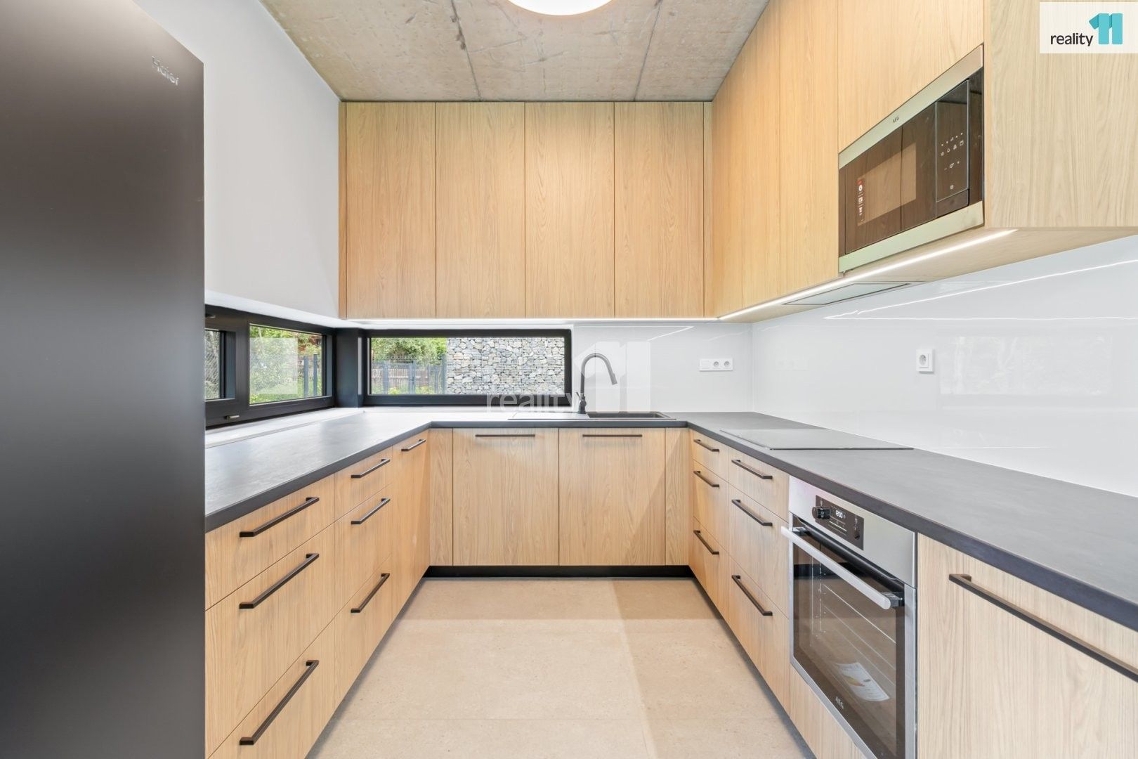 Rodinný dům · 202 m² · Benice, Praha - 4