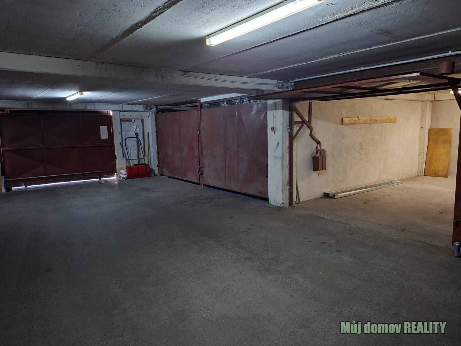 Garáž · 19 m² · Navigátorů, Praha - 4