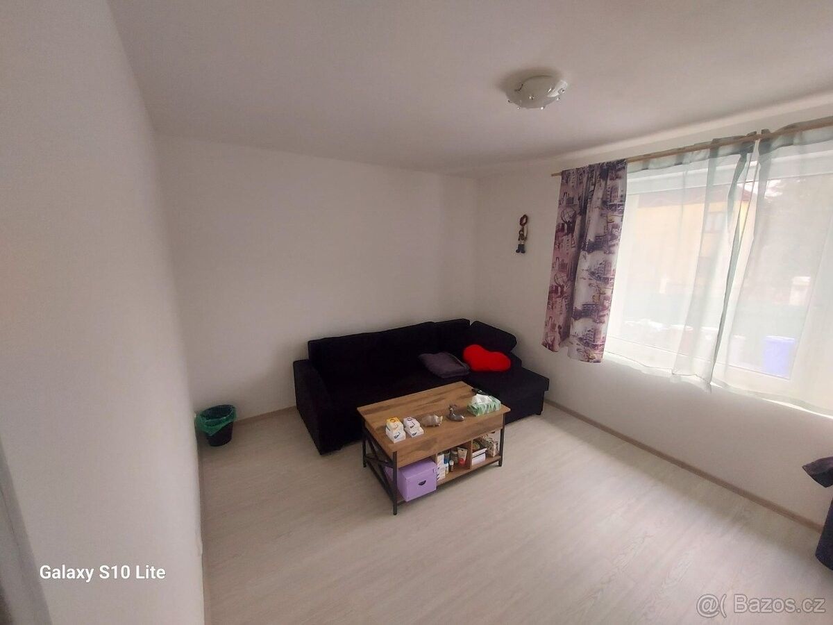 Pronájem byt - Třebotov, 252 26