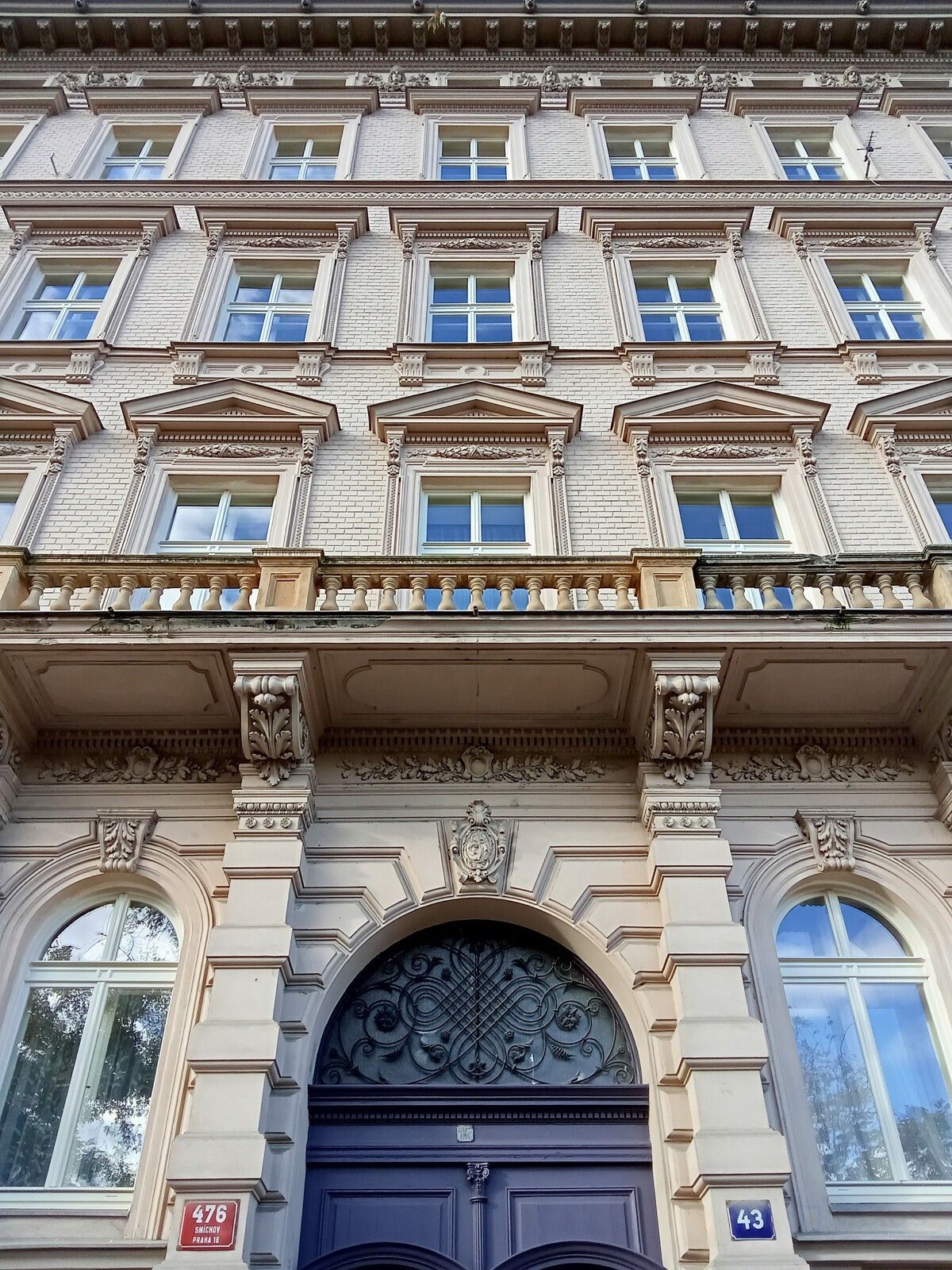 Pronájem byt - Janáčkovo nábřeží, Praha, 176 m²