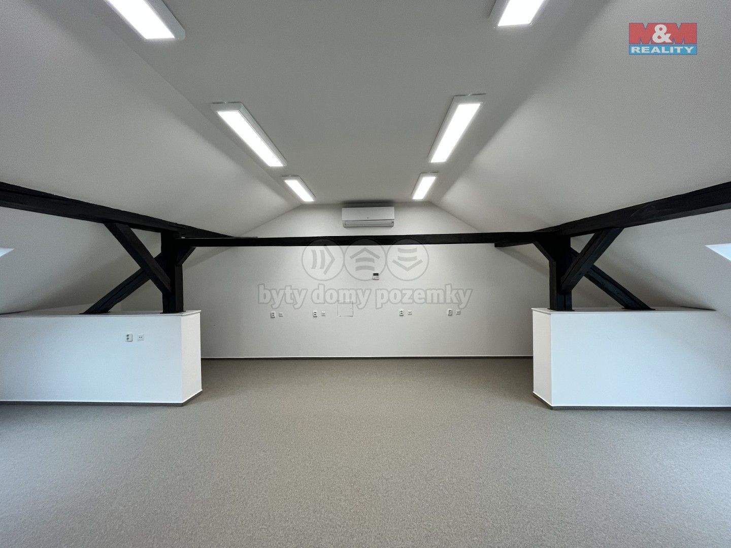 Pronájem kancelář - Nemocniční, Ostrava, 277 m²