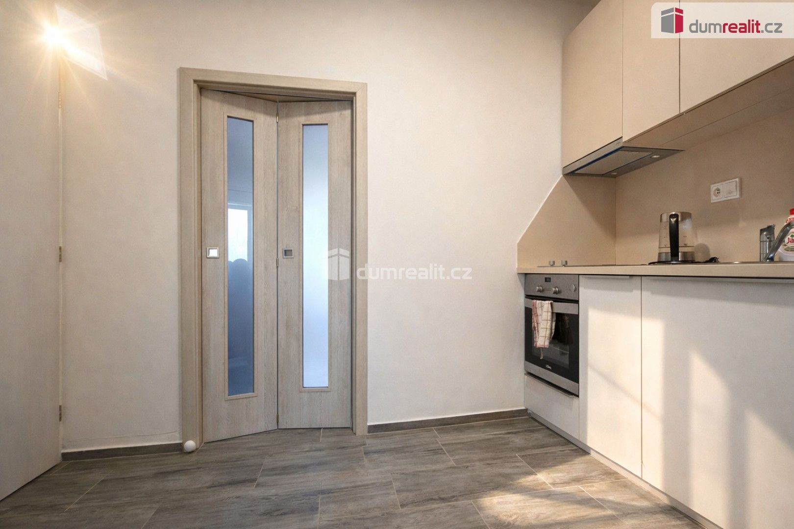 Pronájem byt 1+1 - Křičkova 1307, Teplice, 23 m²