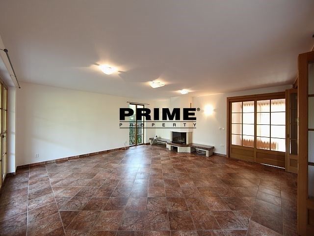 Rodinné domy, Malý dvůr 640, Praha Nebušice, 340 m² - 2