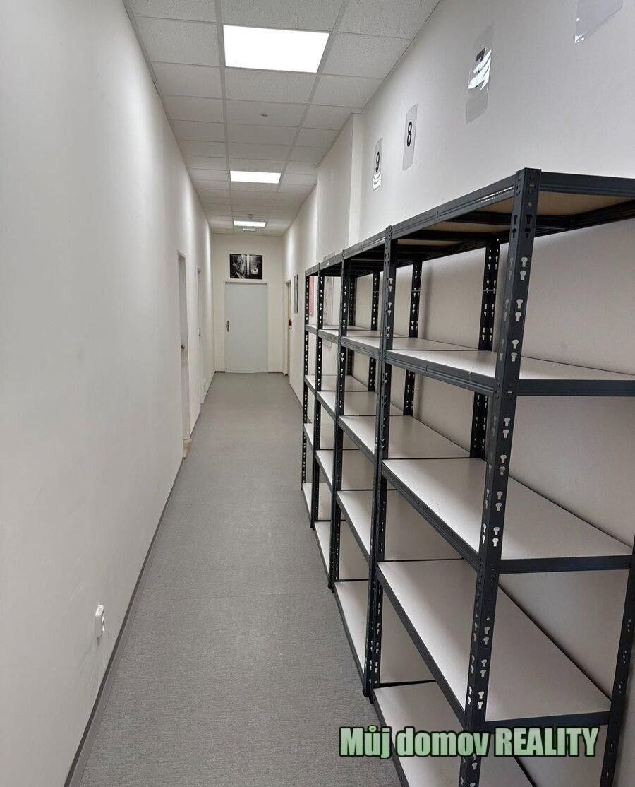 Obchodní prostory · 15 m² · Dobronická, Praha - 3
