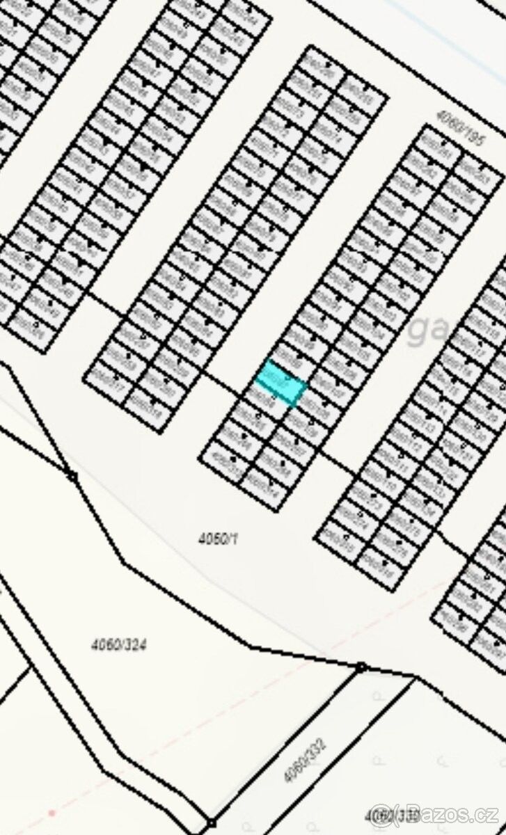 Garáže, Mělník, 276 01