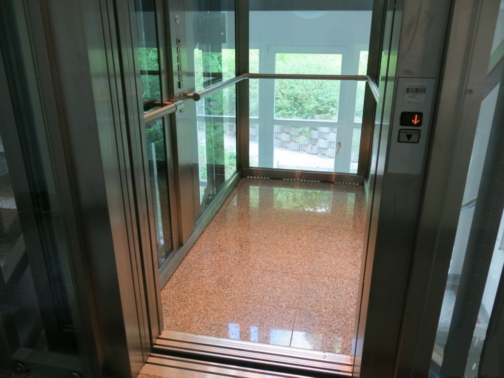 Prodej byt 3+kk - Skroupova 2129/13, Karlovy Vary, 147 m² - 5