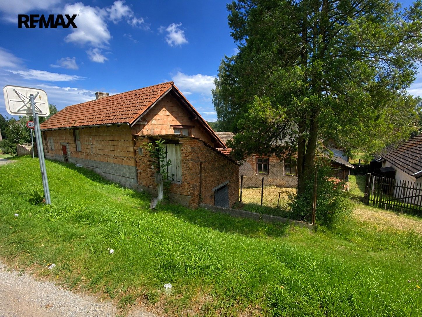 Pozemky pro bydlení, Ledenice, 2 028 m² - 2