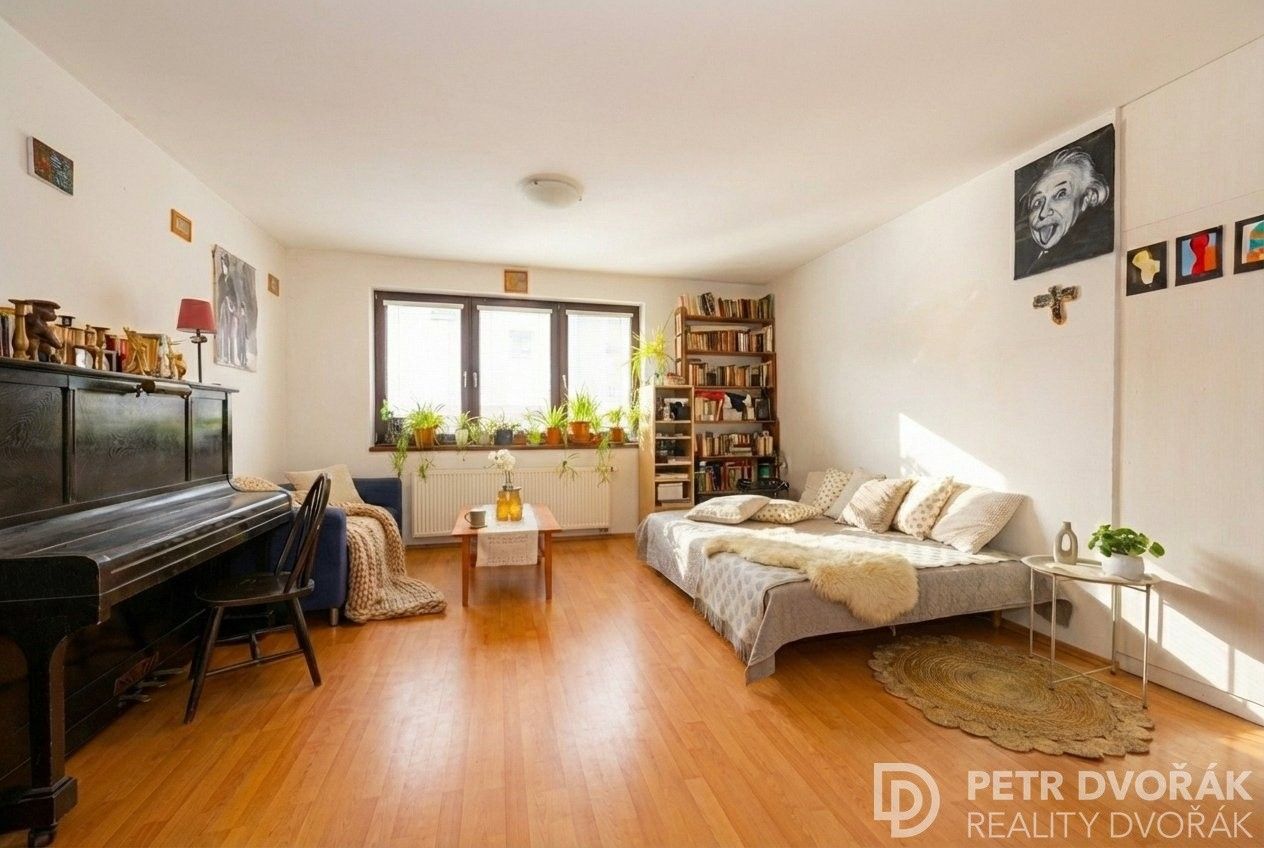 2+kk, Musílkova, Praha, 59 m²