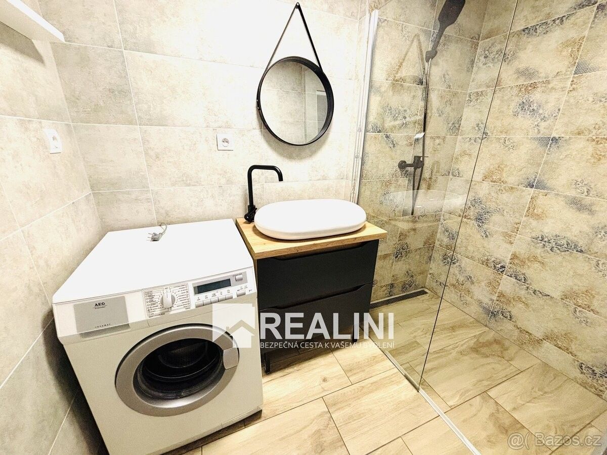 Pronájem byt - Ostrava, 702 00