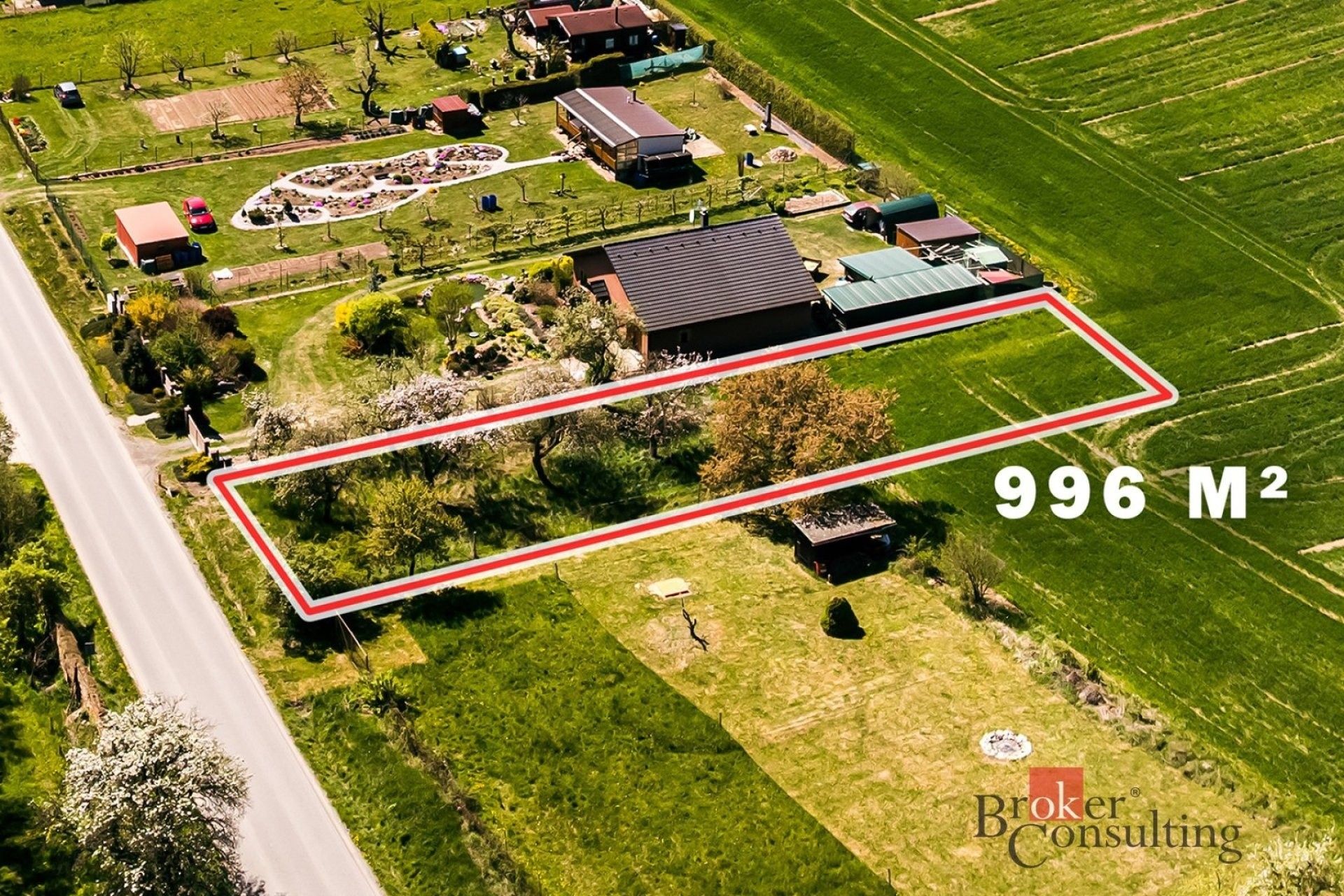 Pozemek pro bydlení, 996 m²