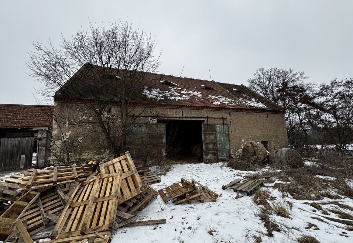 Stavební pozemek, Postoloprty – další