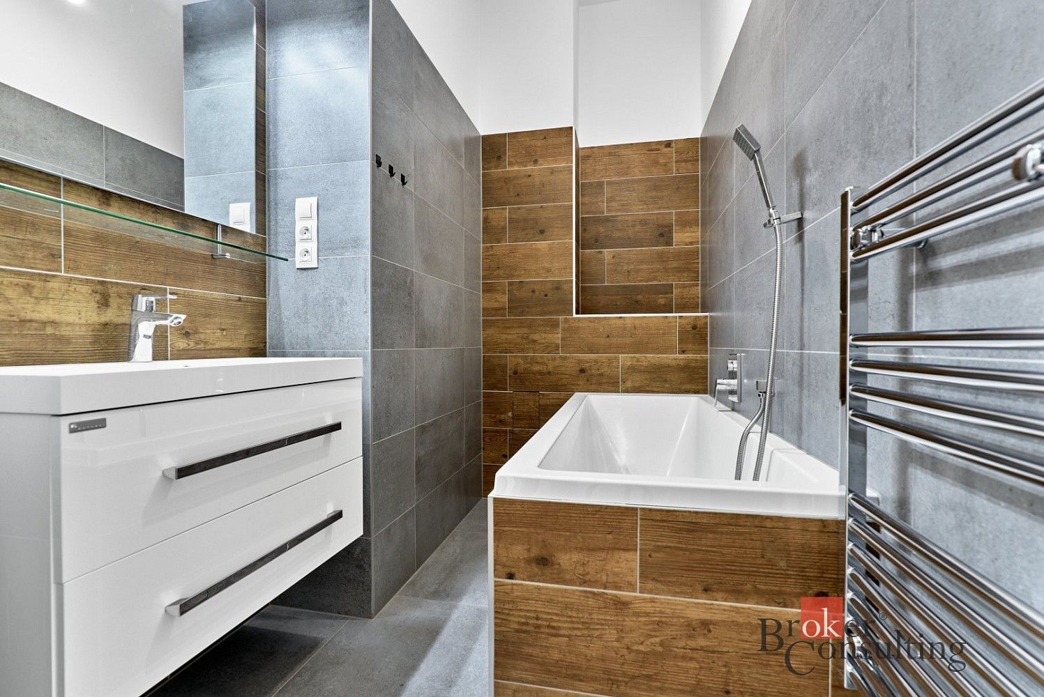 3+kk, K Nemocnici, Cheb, 90 m² - 1
