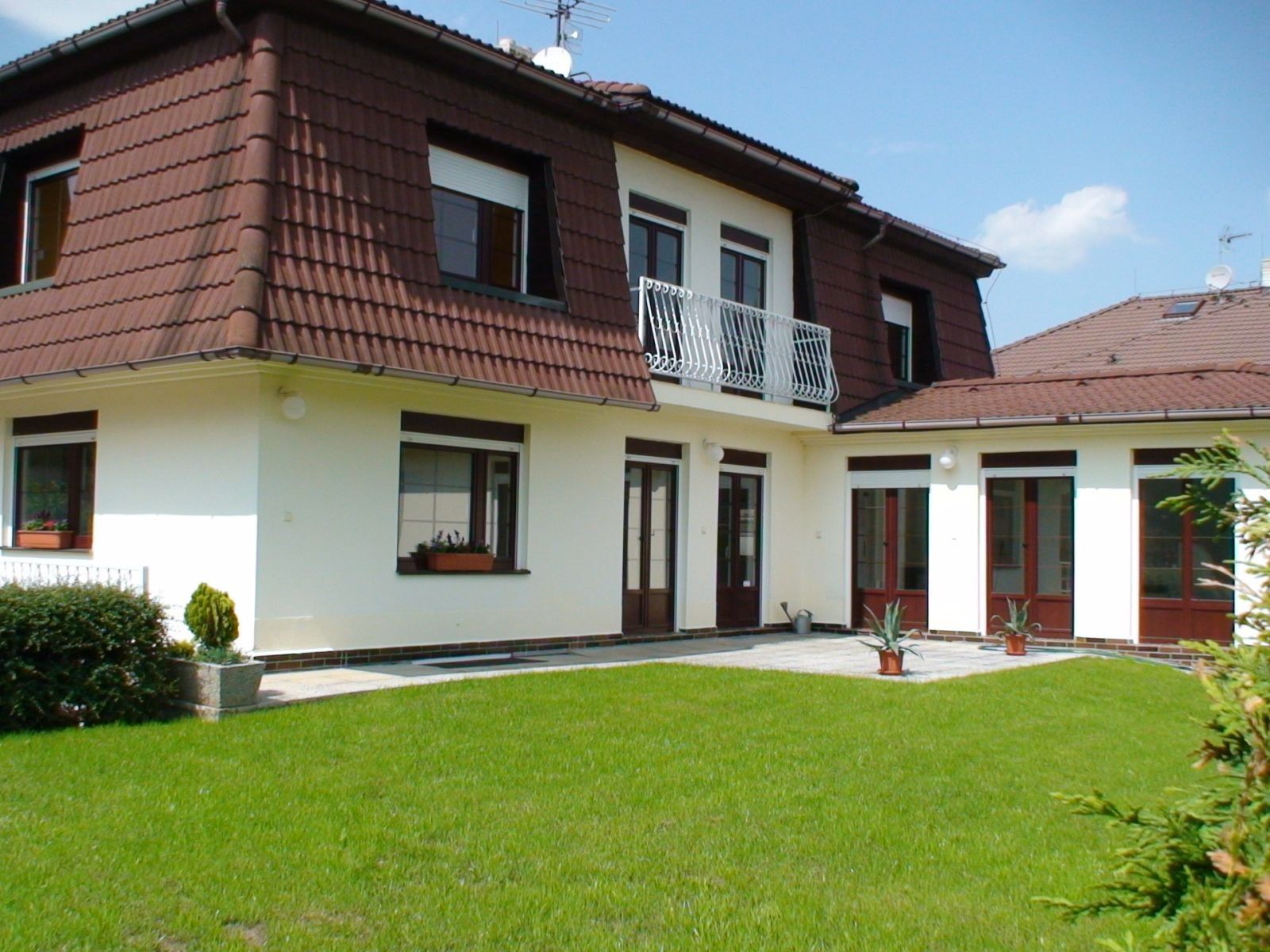 Rodinné domy, V Březinkách, Praha - Nebušice, 365 m² - 1