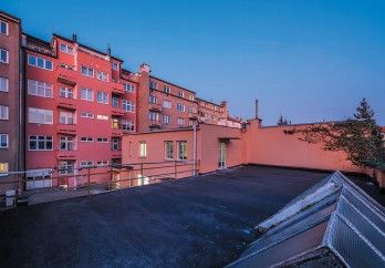 Pronájem činžovní dům - Praha 10, 319 m²