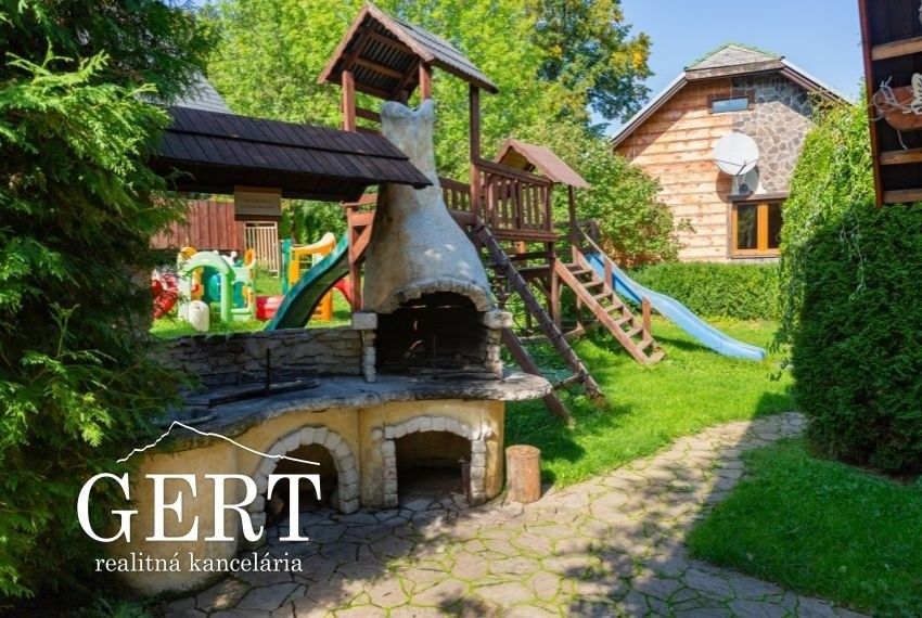 Prodej rodinný dům - 987 65, Slovensko