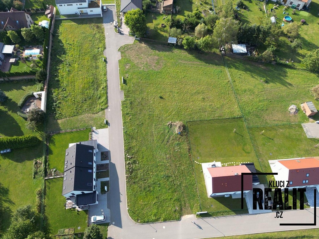 Pozemek pro bydlení, 967 m²