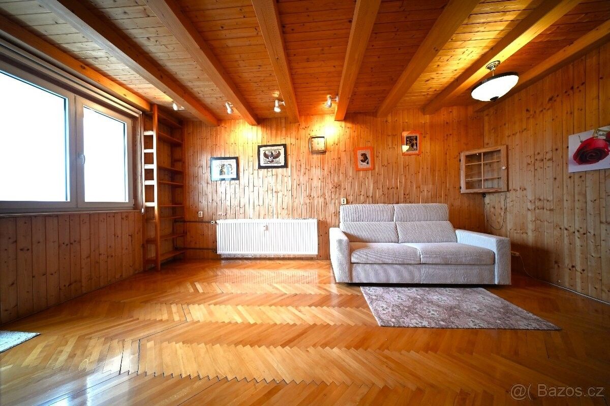 Rodinné domy, Uherský Brod, 688 01