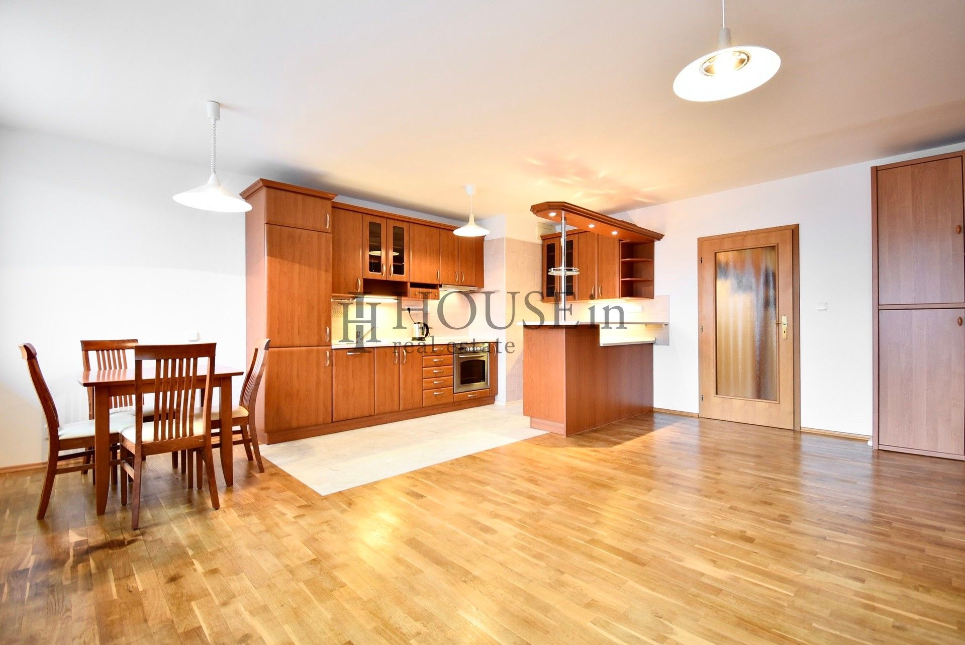 3+kk, Seydlerova, Praha, 95 m²