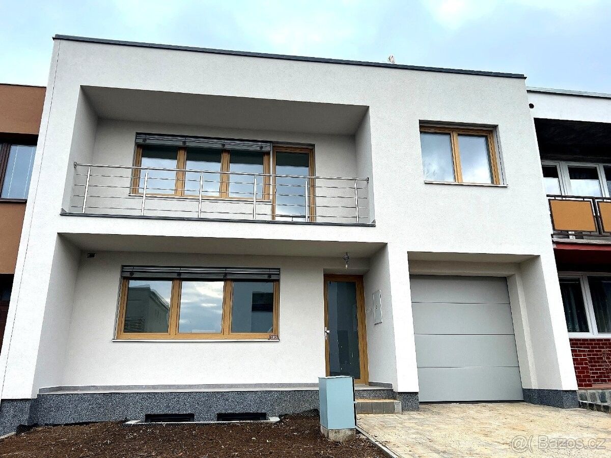 Rodinné domy, Veselí nad Moravou, 698 01