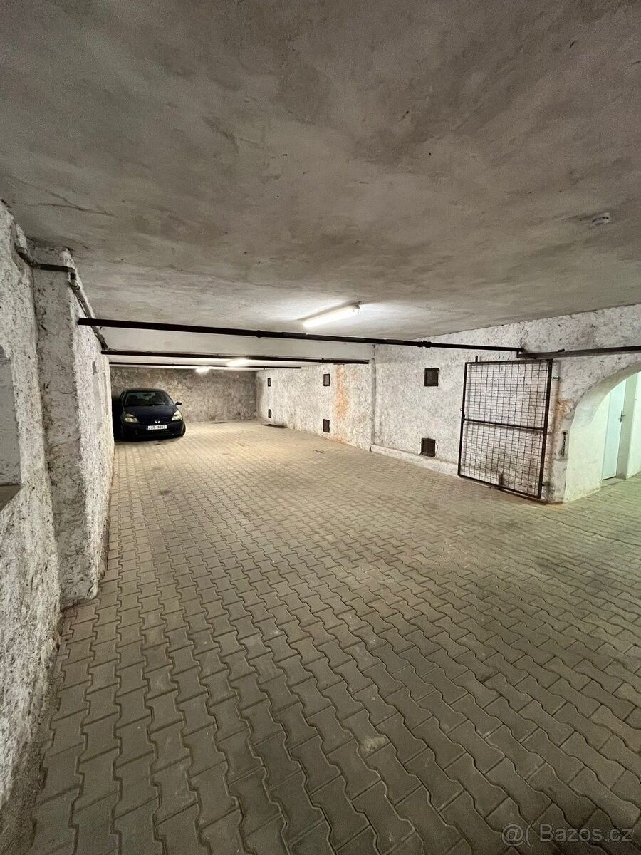 Pronájem garáž - Kutná Hora, 284 01, 66 m²