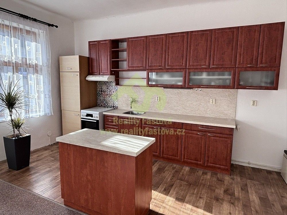 3+kk, Dílenská, Plzeň, 74 m² - 2