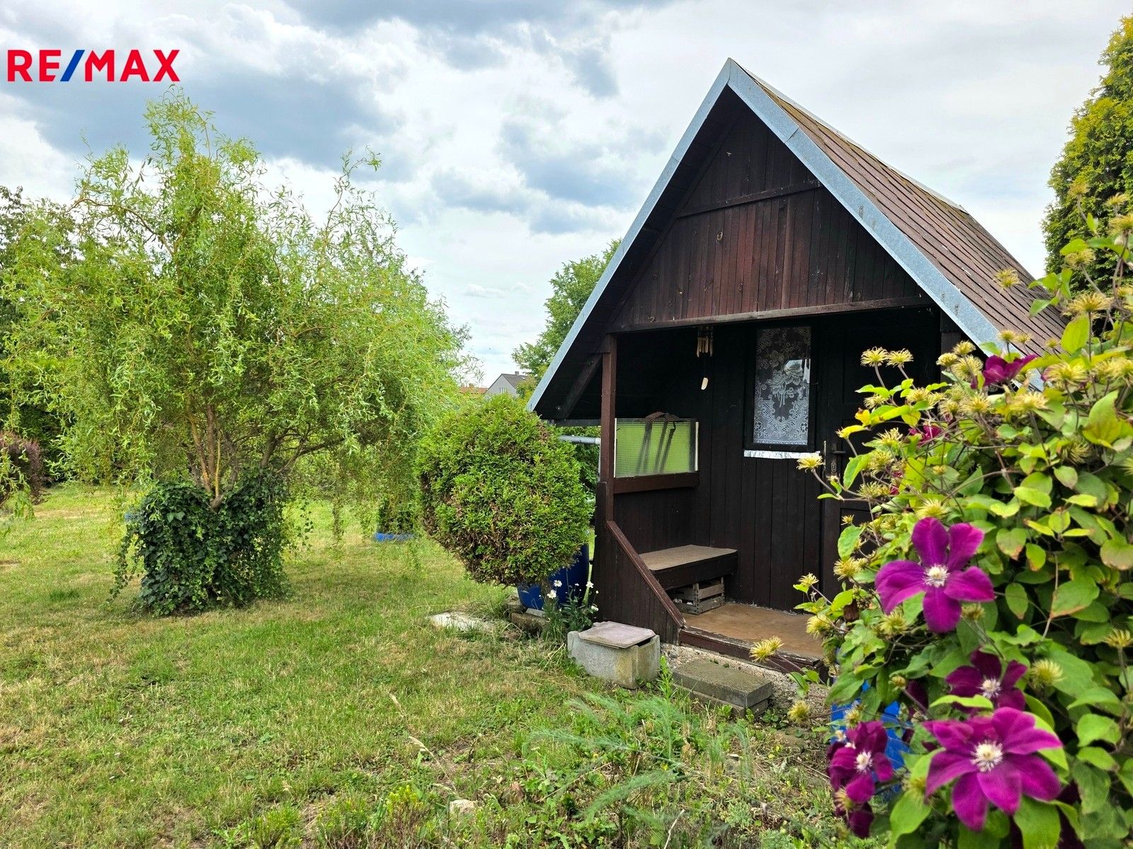 Zahrady, Podbořany, 308 m²