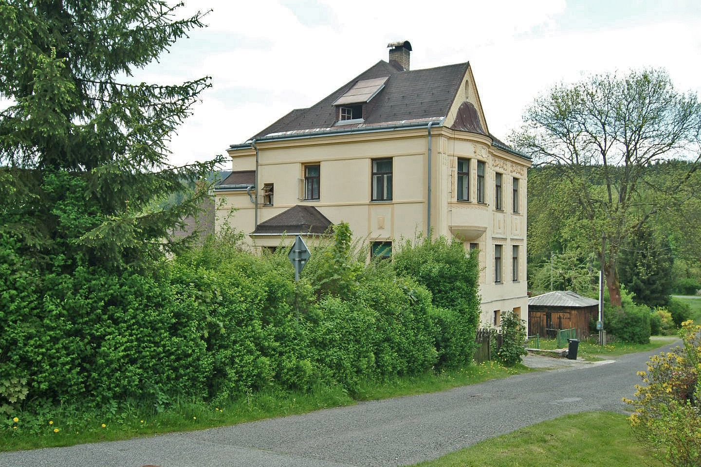 Rodinné domy, Spojovací, Tanvald, okres Jablonec nad Nisou, 418 m² - 1