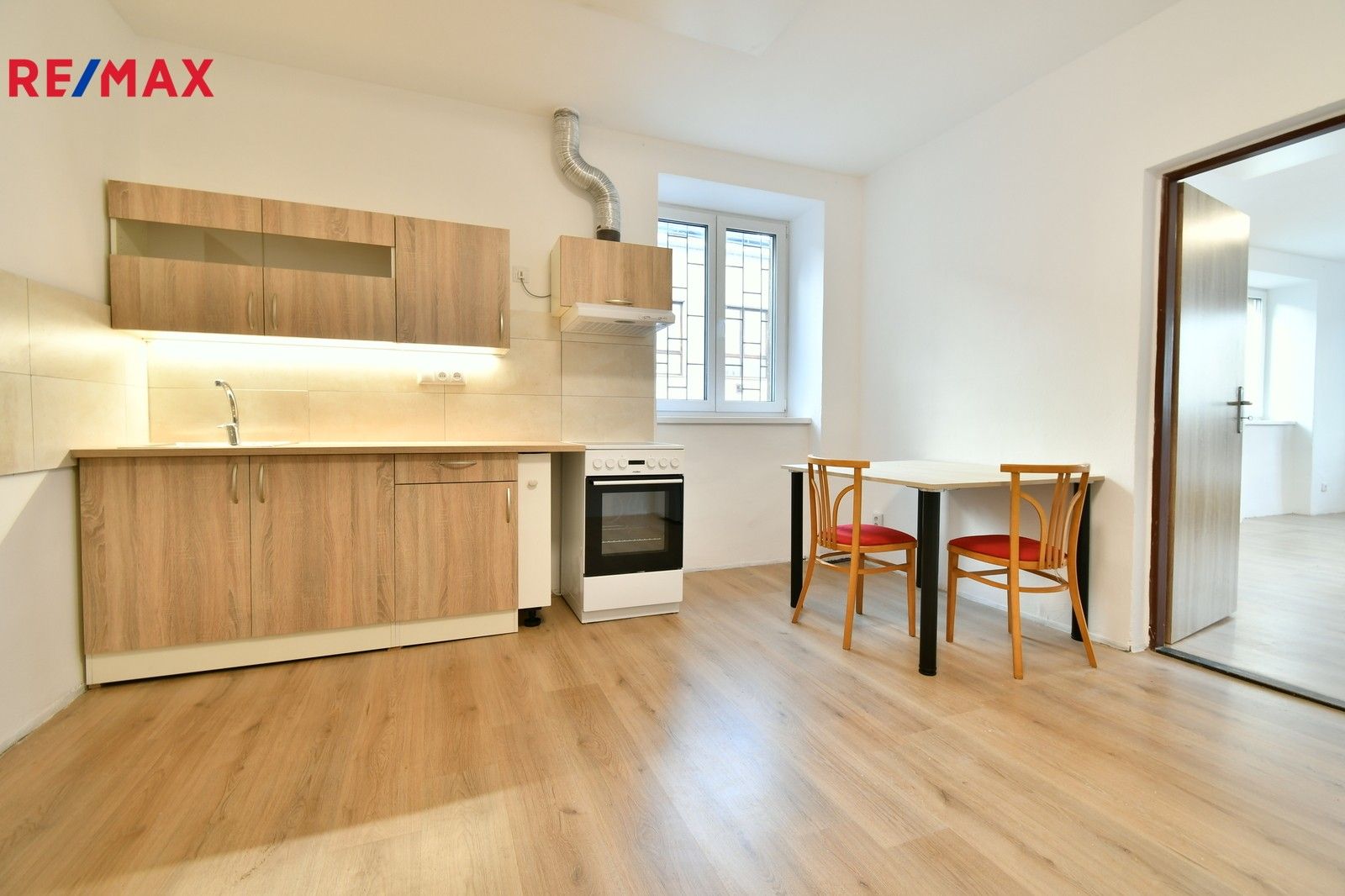 1+1, Masarykovo náměstí 20, Nová Paka, 50 m²