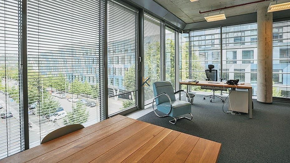 Pronájem kancelář - Praha - Holešovice, okres Praha 7, Hlavní město Praha, 330 m² - 5