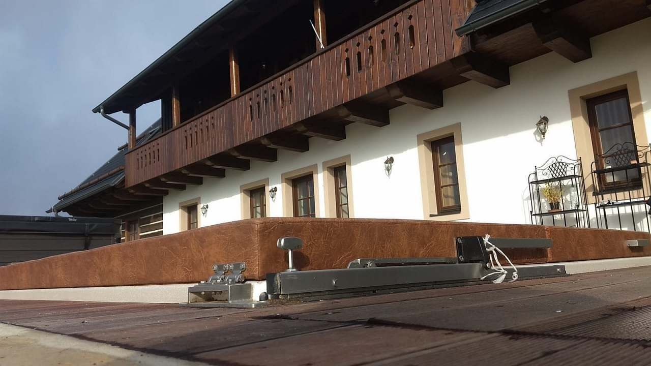Chaty, Mírová pod Kozákovem - Loktuše, Liberecký kraj - 2